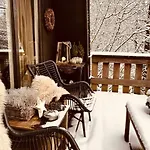 Woods Chalet